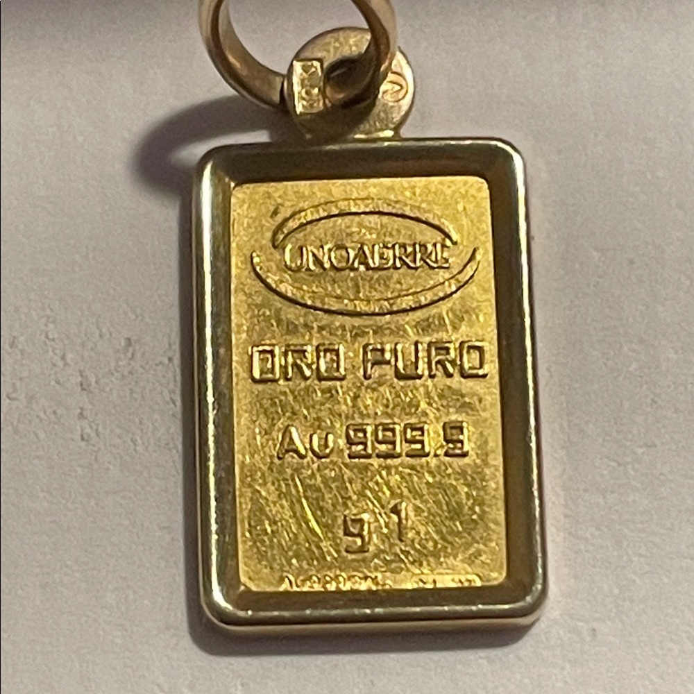 Gold Rectangular Pendant Charm - Yellow Gold